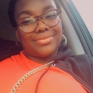 Meet your Posher, Kiara